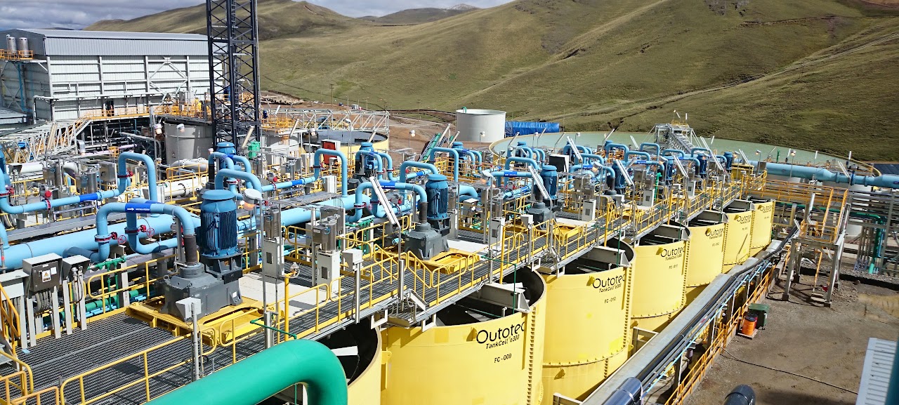 Process plant piping and tanks